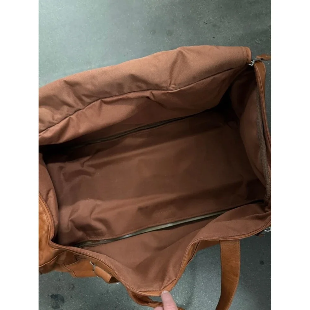 Leather Duffel Bag in Saddle Brown